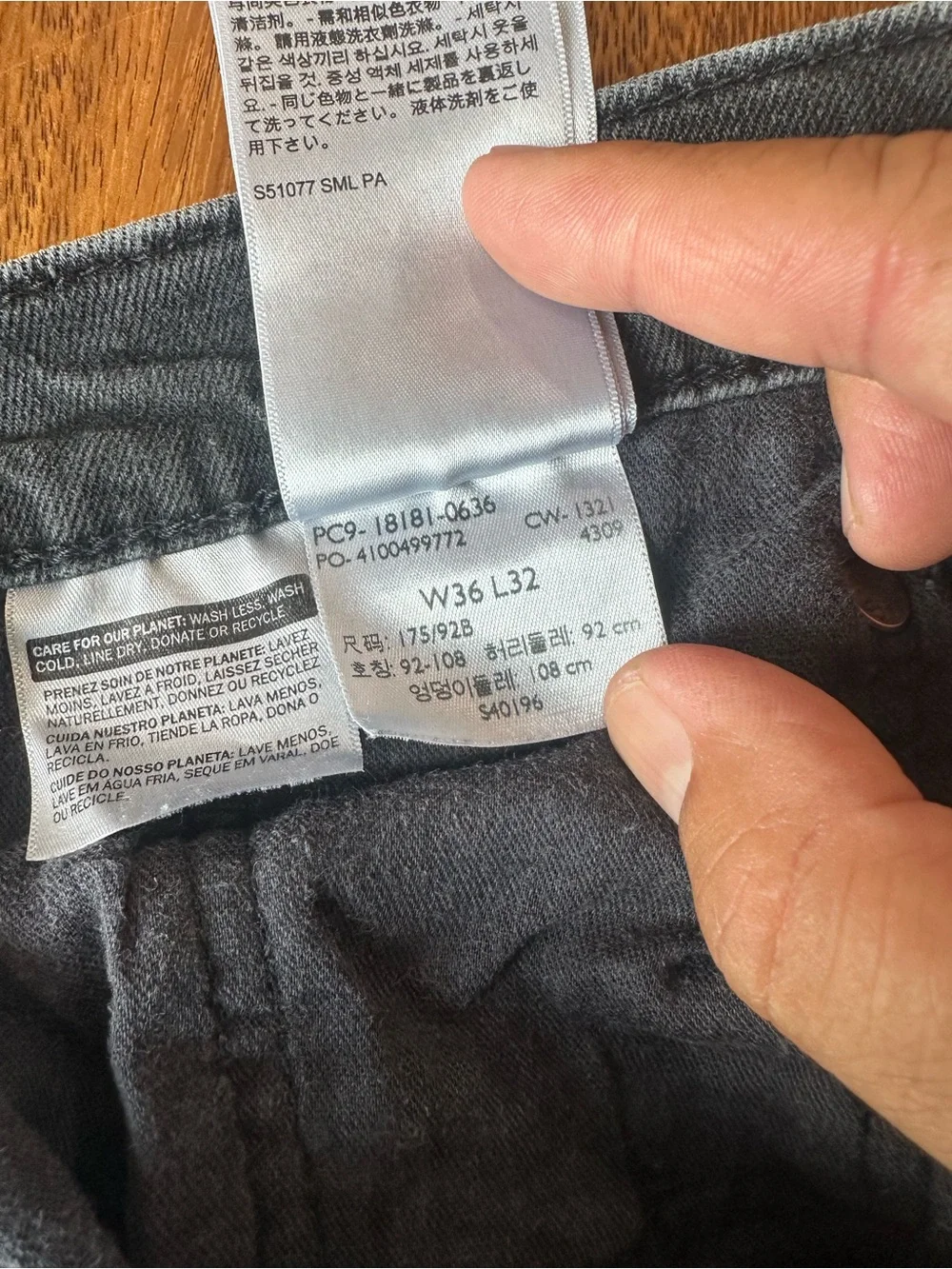 Levis 541 Premium Black Denim Regular Fit Jean Size 36x32 Actual 35x29 Big E